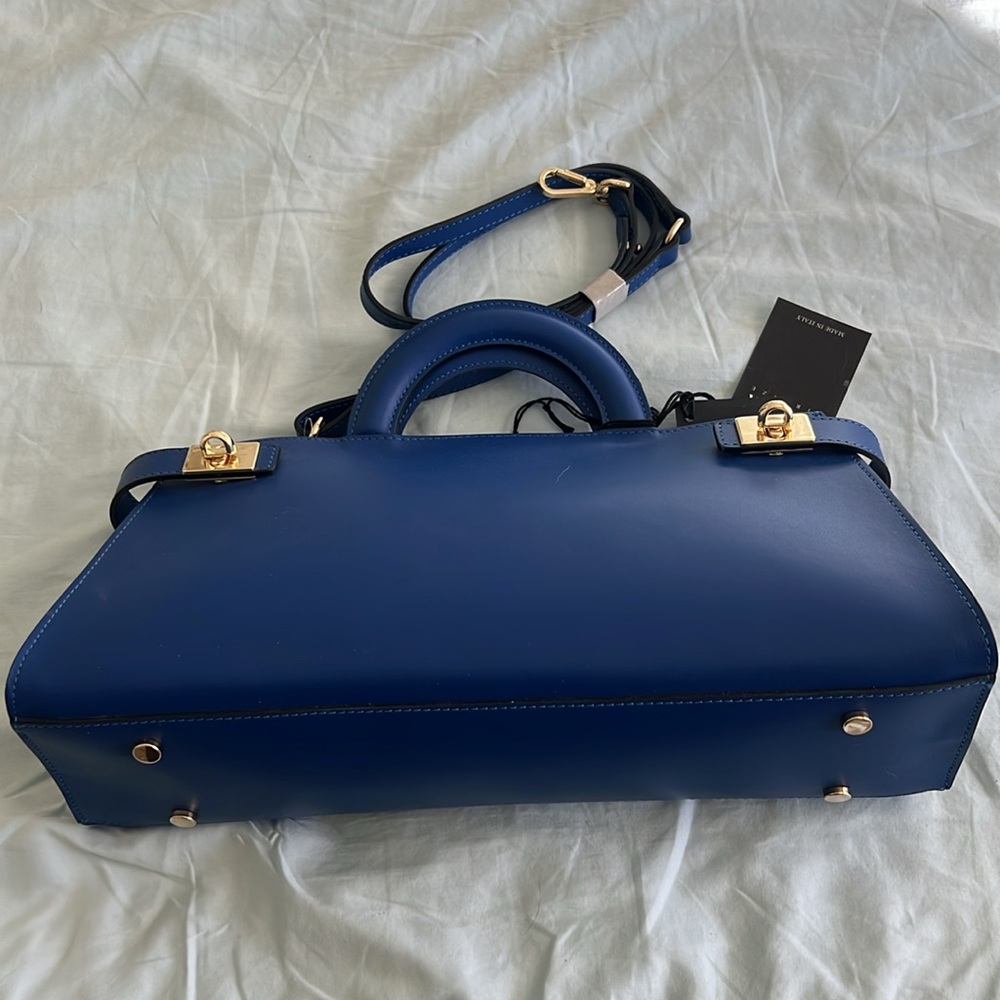 Claudia Firenze Blue Handbag - Picture 2 of 13